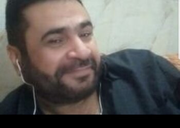 الشاعر علي العكيدي / عدْ من هناكَ