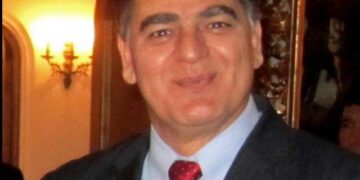 الشاعر إبراهيم عواوده / وقَفْتُ على الأُردنِّ