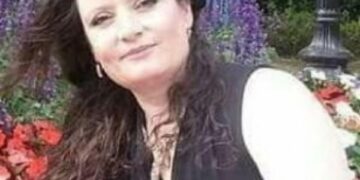 الشاعرة نور النعمة / سيرة ذاتية