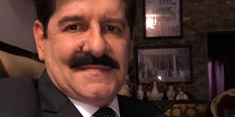 الشاعر عمار عبد الباقي العمري / قَلبي يحُبِّكِ