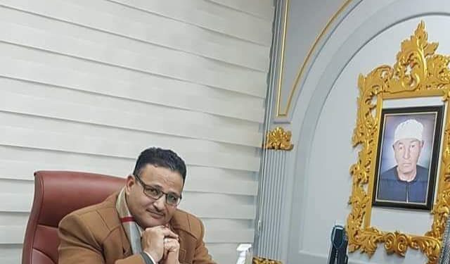 الشاعر خالد أبو العلا / وعائدا من غربتي