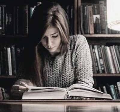 ماذا أقول لهُ؟ بقلم الشاعرة علياء رمضان / ترجمة إلى الإسبانية: الشاعرة تغريد بو مرعي