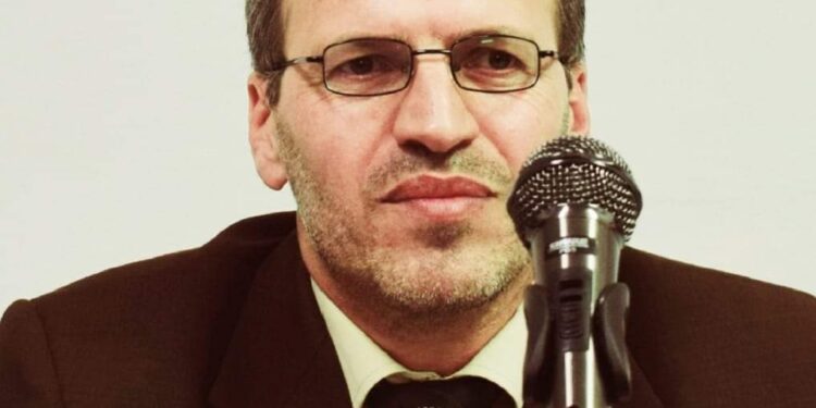 الشاعر ياسر الأقرع / صدَّعتَ رأسي