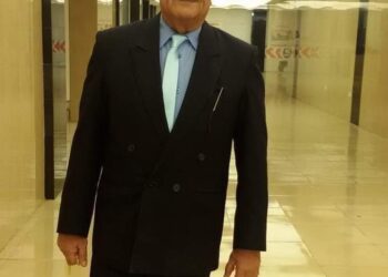 من يصلح الملح اذا الملح فسد