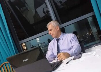 الشاعر عماد أبو السعود / عند المساء