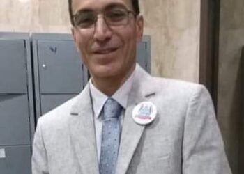 نَـحـرٌ عـلَـى مِـقـصَـلَـةِ الـشِّـعـر/ بقلم الشاعر والناقد الفذ سيد فاروق