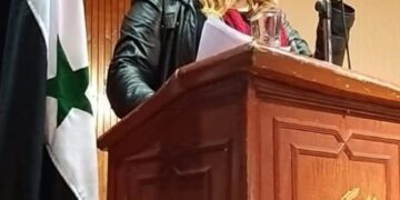 الشاعرة سارة فخري خيربك /(  أثري باقٍ   )