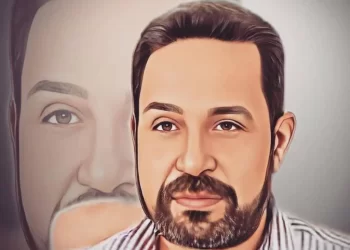 مــــاضــرَّ قــافــلــةً كــــلابٌ تَــنــبَحُ ---------- بــالــمَدْحِ يَــرتَــفعُ الأمــيــرُ فــيــفرحُ فــتــراهُ يُــجْــزِلُ بــالــعطاءِ ويَــمْــنَحُ