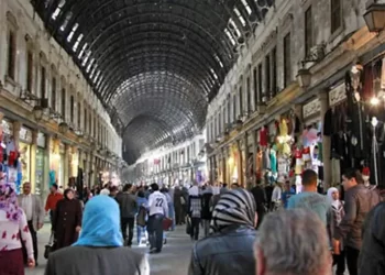 أنا في هَواكِ مُتيَّمٌ ياشامُ