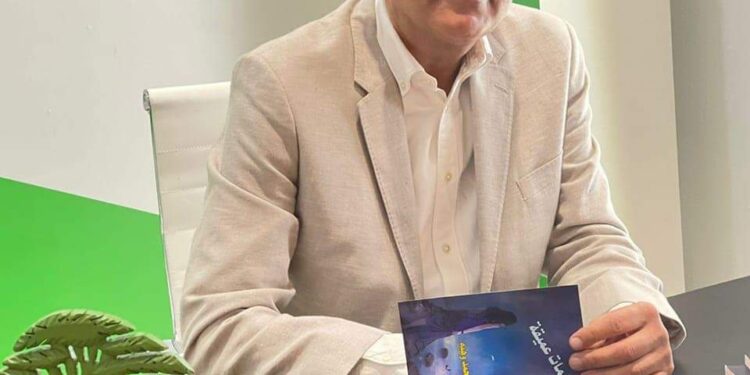 حياكةُ الفكر بقلم :محمد وهبه/ لبنان / ترجمة إلى البرتغالية: تغريد بو مرعي