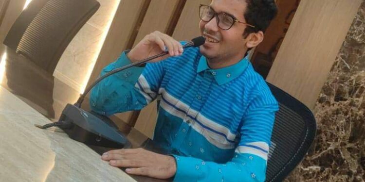 Bicycle Muhamed Farhaan/ Translated into Português, Italian and Árabic by Taghrid Bou Merhi