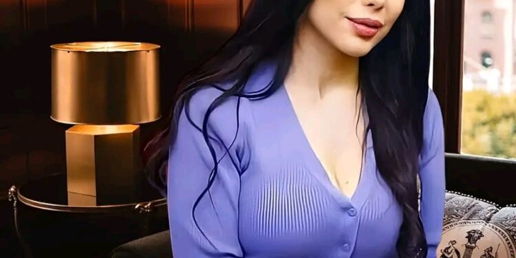 الفنانة #مديحة_كنيفاتي باحدث اطلالة 💞