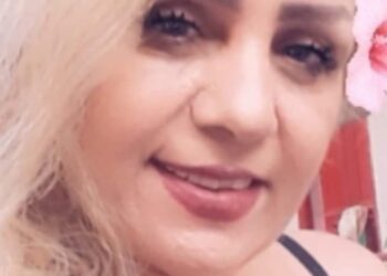 الشاعرة مايا خوري / أعتذر لقلبي