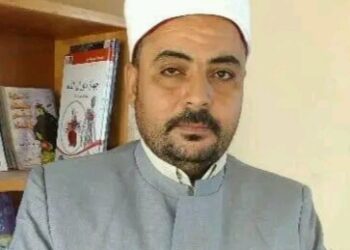 عطرُ الوصالِ / الشاعر إمام سراج