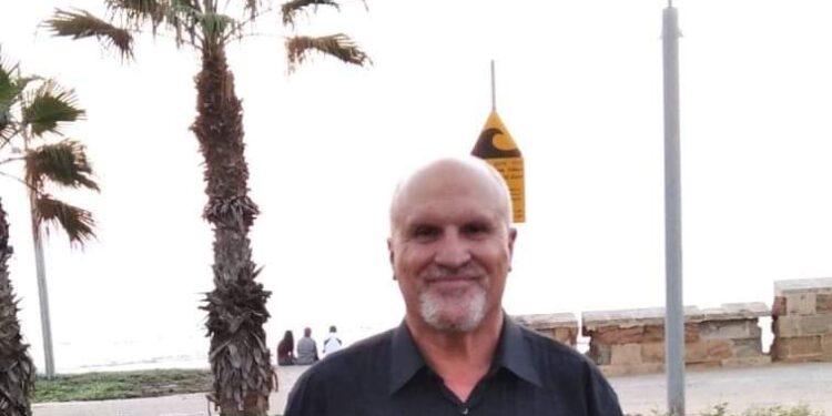 أفديك بنيّ / الشاعر أ.د. جمال أسدي