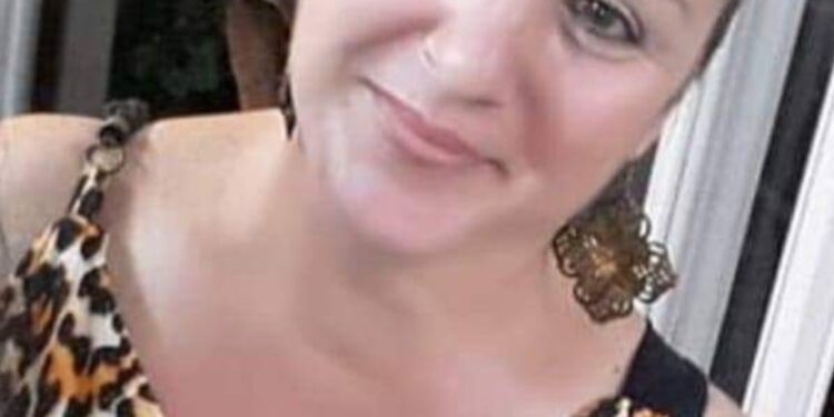 عرائسُ الجلّنار / الأديبة نازك مسّوح