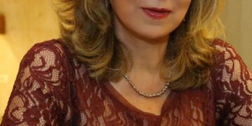 ولستُ أنا / الشاعرة حياة قالوش