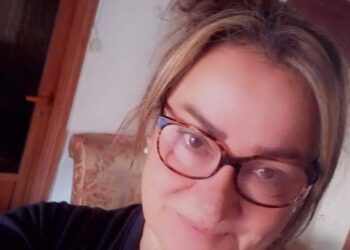 حين تنضج / الأديبة  روز المصري