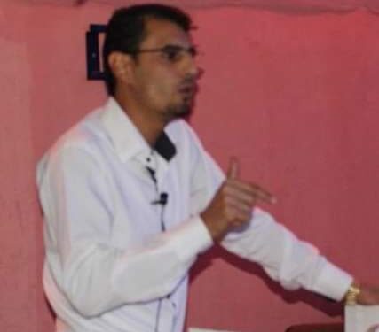 وأنت تعبر سكة قطار العمر / الشاعر أمين الخضر
