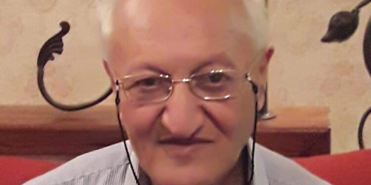 بُثِّي الطُّموحَ تنهُّدا / الشاعر حسين جبارة