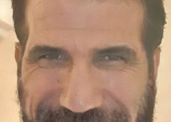 مشاهد / الشاعر زين العابدين عنيبة