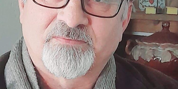 عفن / الأديب ياسر أبو عجيب