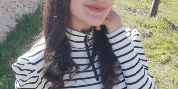 بتول عبداللطيف*”بطعمِ الشغفِ كعكاتٌ منسية