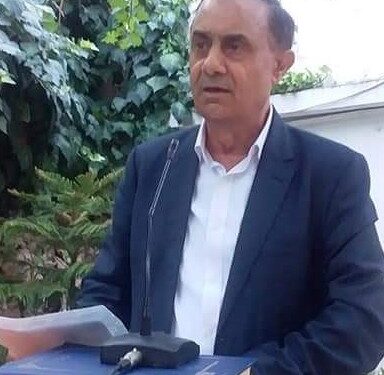 توفيق أحمد يشدو ،،حمص،،على منبر مهرجان رابطة الخريجين الجامعيين