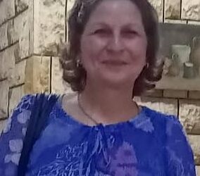 (الدرّ المكنون)  * عائدة علي قاسم