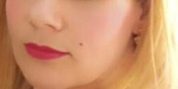 عبور في الذاكرة//  شعر -هويدا محمد مصطفى* 