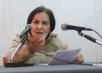 أأبكي كي تترجمني دموعي / الشاعرة فاطمة محمود سليطين