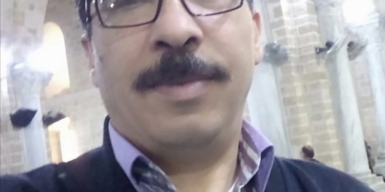 إن كنتَ في أمرٍ عظيمٍ / الشاعر باسل محمود أبو الشيخ