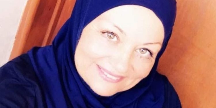 ذابَ الجليدُ / الشاعرة نجاة بشارة