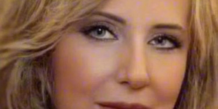 مسكونةٌ بك سيّدي / الشاعرة حياة قالوش