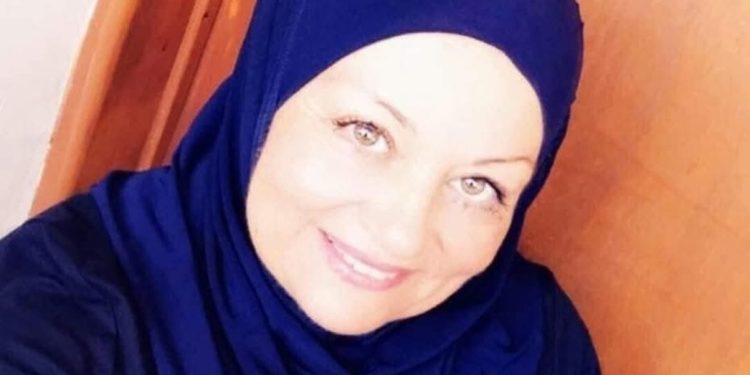 كيف اخترعت من الغياب وسيلة / الشاعرة نجاة بشارة