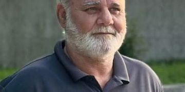 من ذا يخبرني / الشاعر محسن محمد الرجب