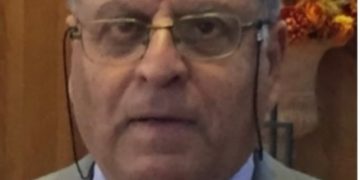 الكاتب الإعلامي سعدالله بركات.. إبداع صنعته رحلات الحياة وتجاربها *بقلم علي الراعي