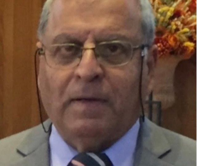 الكاتب الإعلامي سعدالله بركات.. إبداع صنعته رحلات الحياة وتجاربها *بقلم علي الراعي