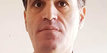 غانم الخوري :موهبة شعر وتشكيل