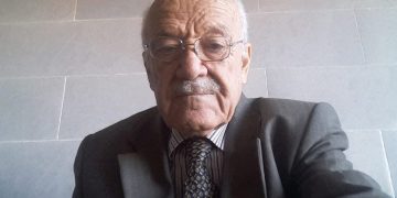 حوار مع الشّمس / الشاعر أ. خالد خبازة